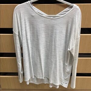 lululemon athletica Light Gray Long-Sleeve Tee